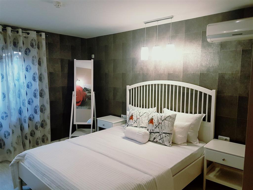 Hotel Minaliat Vek Shumen Ngoại thất bức ảnh