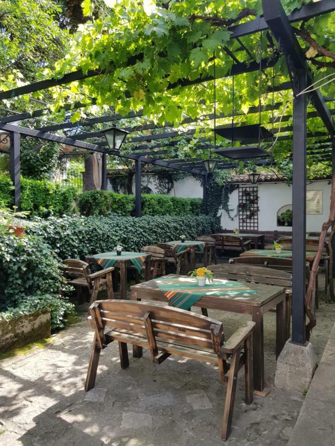 Hotel Minaliat Vek Shumen Ngoại thất bức ảnh